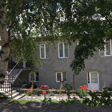 Cherry Hotel Kazbegi Eksteriør billede