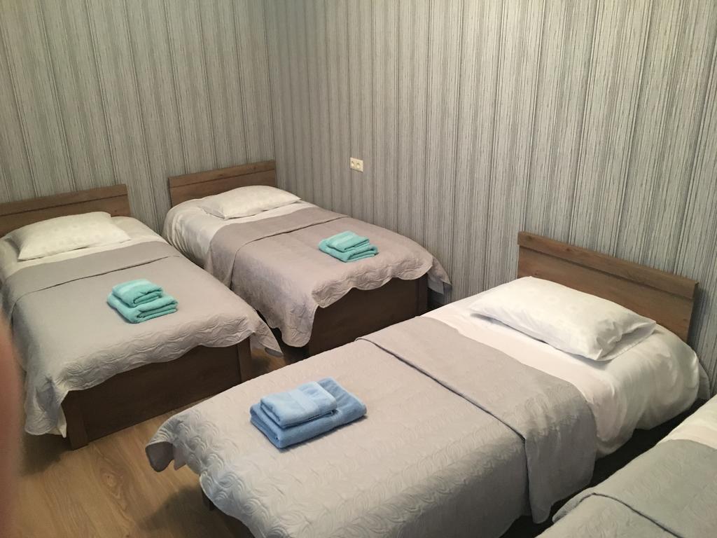 Cherry Hotel Kazbegi Eksteriør billede