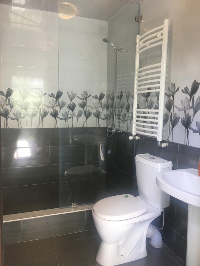 Cherry Hotel Kazbegi Eksteriør billede